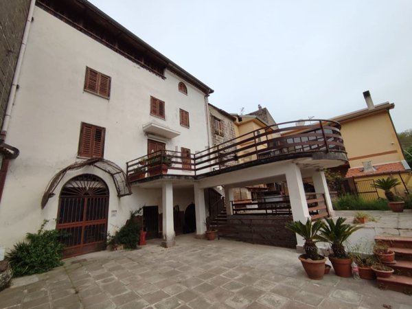 appartamento in affitto a Roccamonfina