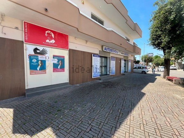 locale commerciale in affitto a San Cipriano d'Aversa