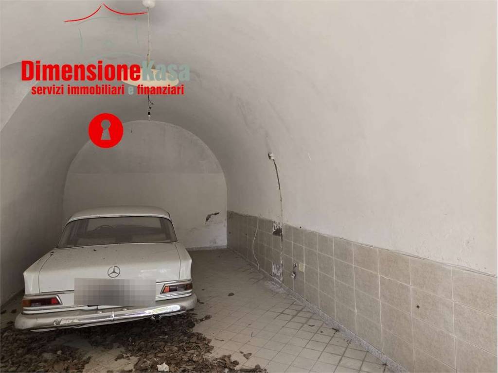 locale commerciale in affitto a San Felice a Cancello