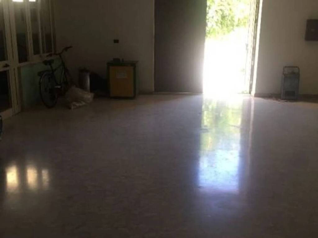 negozio in affitto a San Marcellino