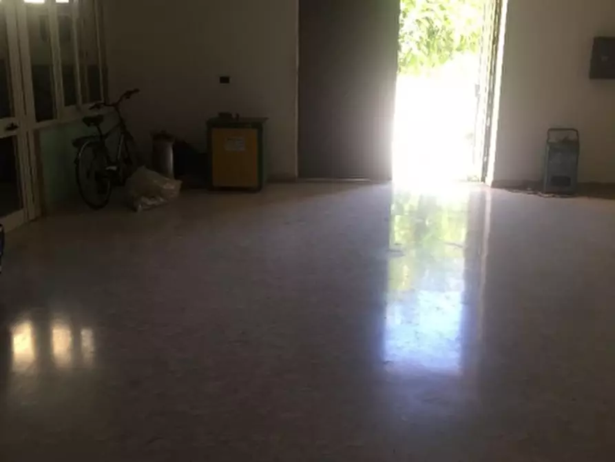 locale commerciale in affitto a San Marcellino