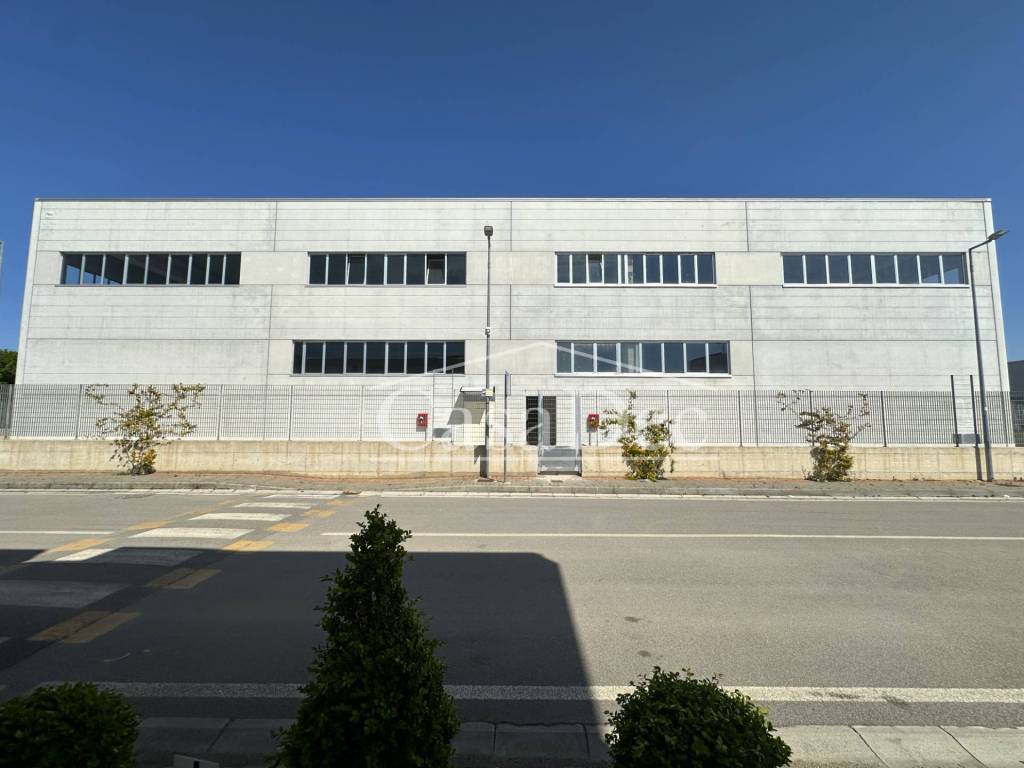 negozio in affitto a San Marcellino