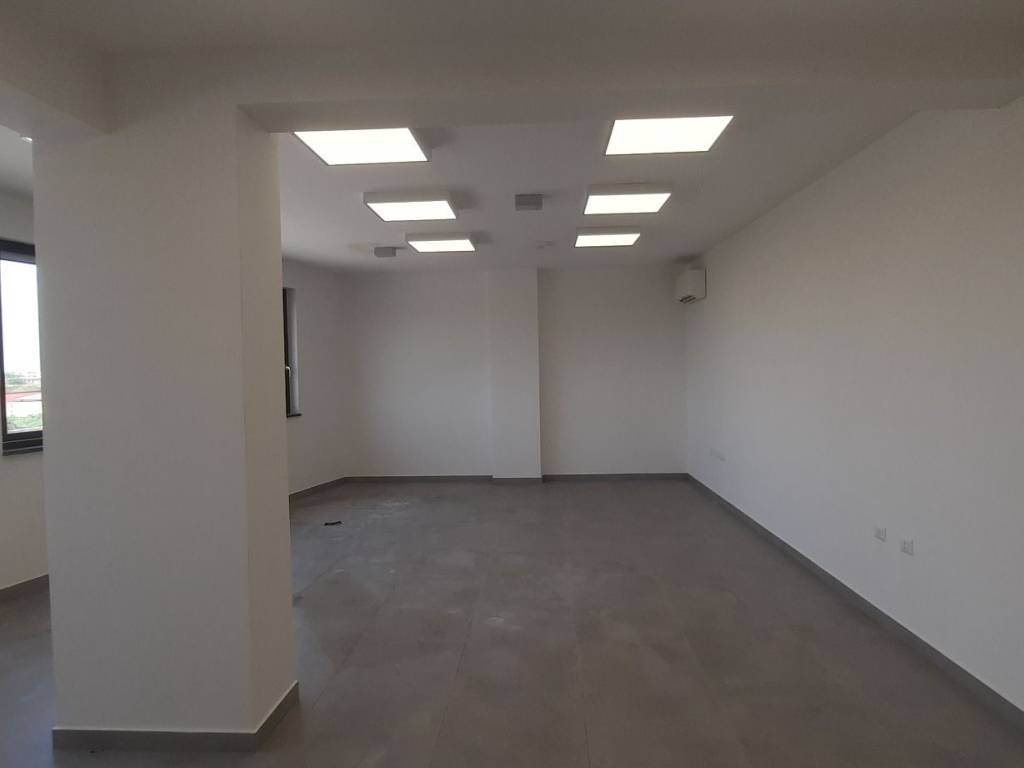 negozio in affitto a San Marcellino