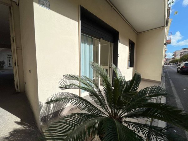 negozio in affitto a San Nicola la Strada