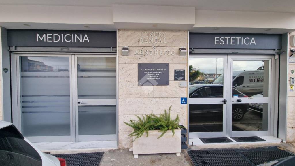 negozio in affitto a San Nicola la Strada