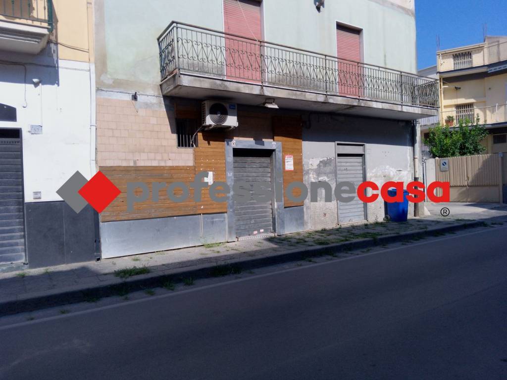 negozio in affitto a San Nicola la Strada