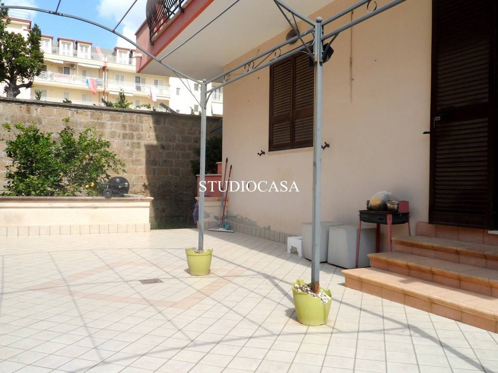 appartamento in affitto a San Nicola la Strada