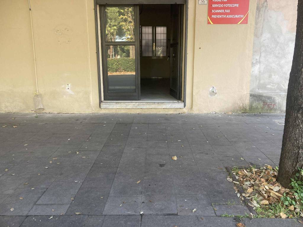 negozio in affitto a San Nicola la Strada