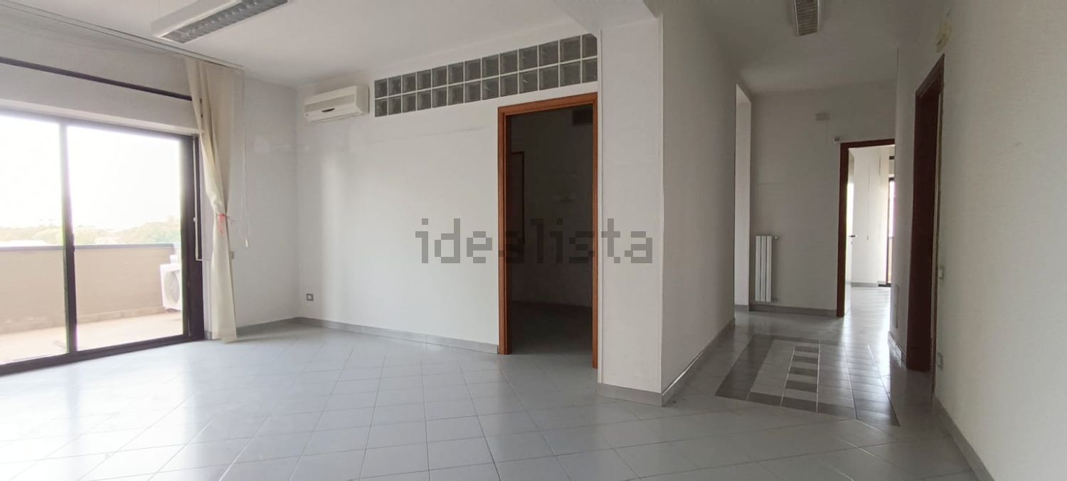 ufficio in affitto a San Nicola la Strada