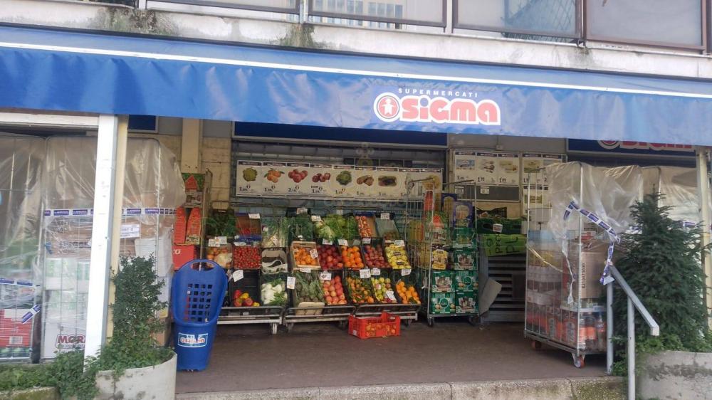 locale commerciale in affitto a San Nicola la Strada