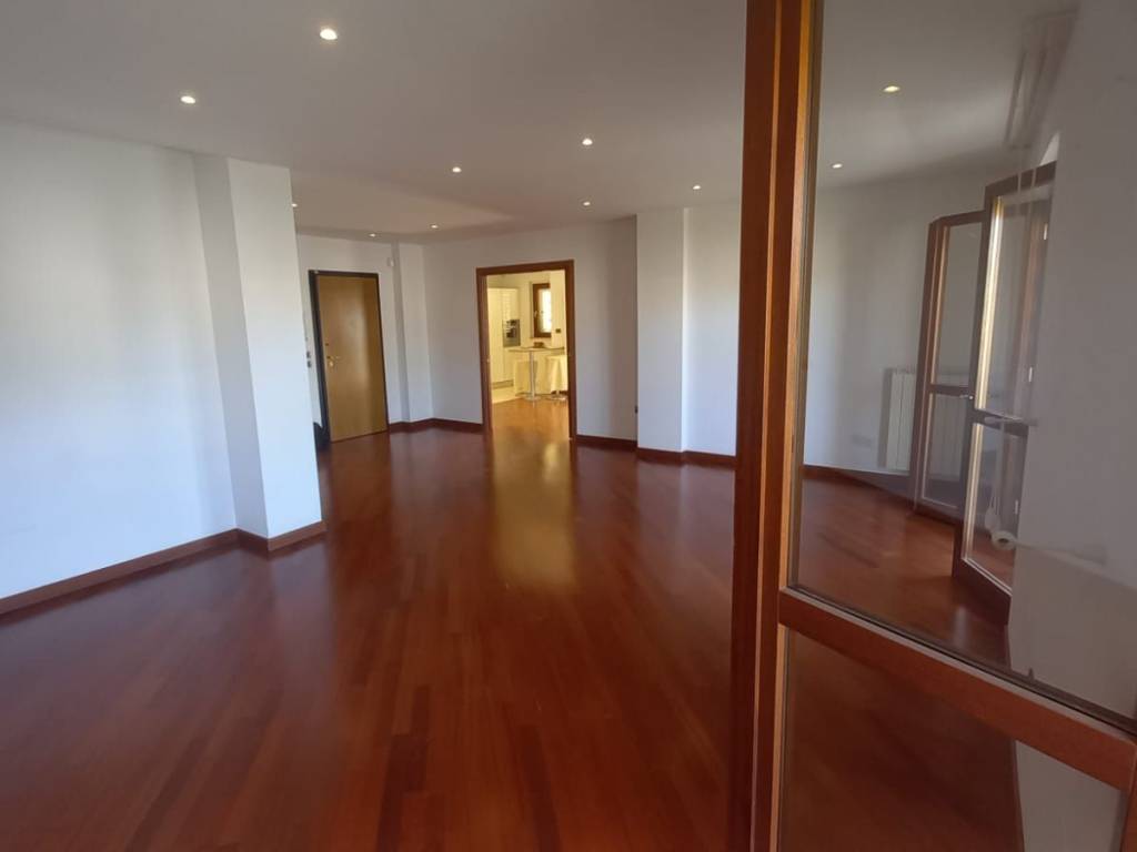 appartamento in affitto a San Nicola la Strada