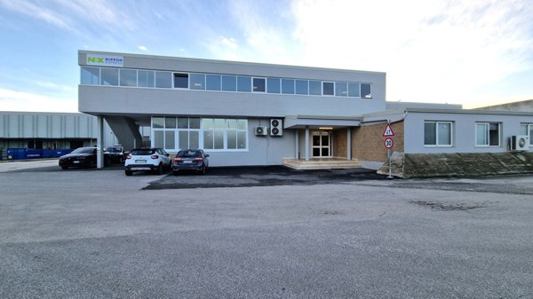 ufficio in affitto a San Nicola la Strada