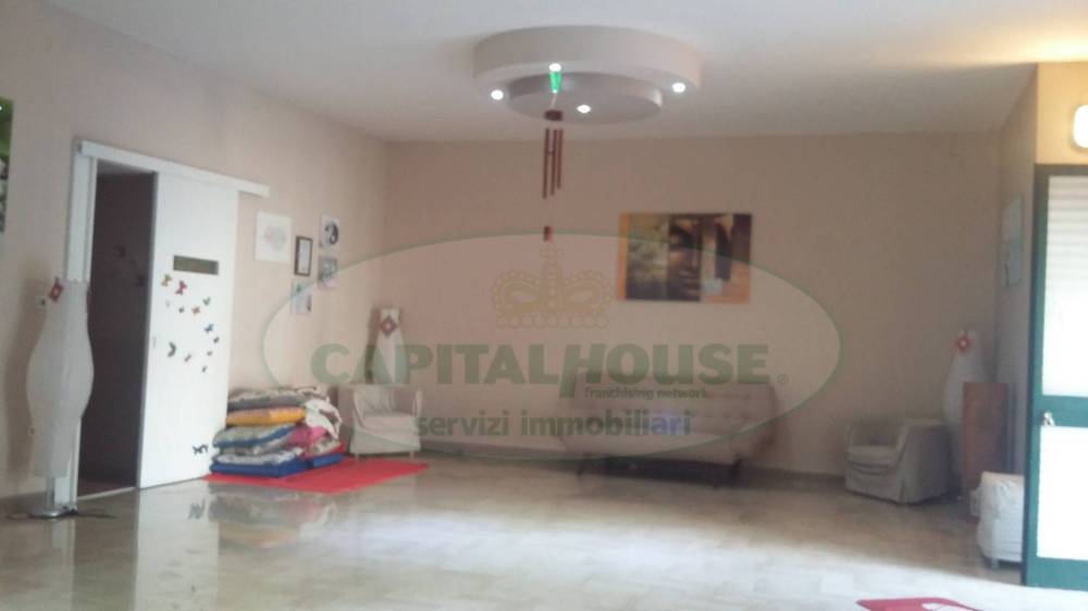 locale commerciale in affitto a San Prisco