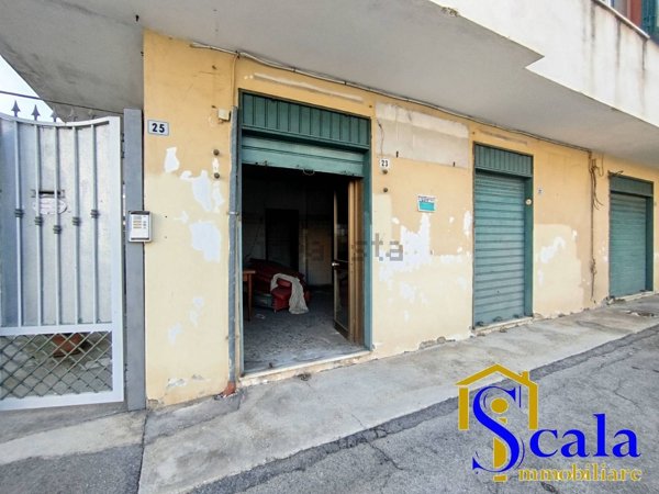 locale commerciale in affitto a San Prisco