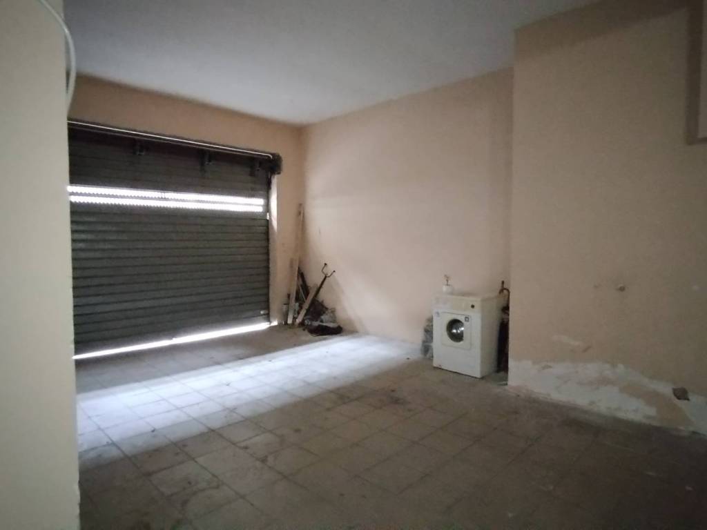 locale commerciale in affitto a San Prisco