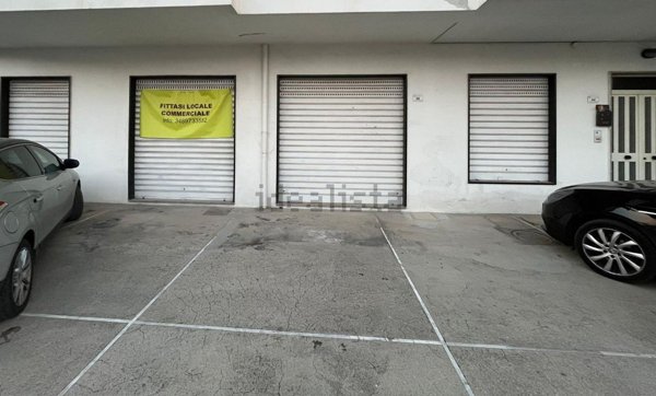 ufficio in affitto a Santa Maria a Vico