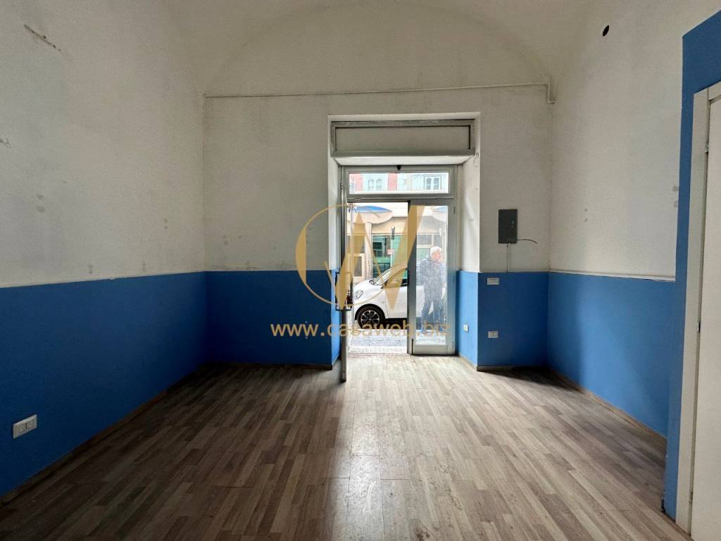 negozio in affitto a Santa Maria Capua Vetere