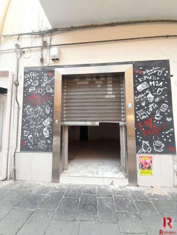 negozio in affitto a Santa Maria Capua Vetere