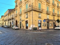 negozio in affitto a Santa Maria Capua Vetere