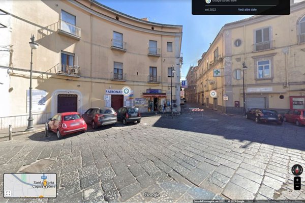 locale commerciale in affitto a Santa Maria Capua Vetere