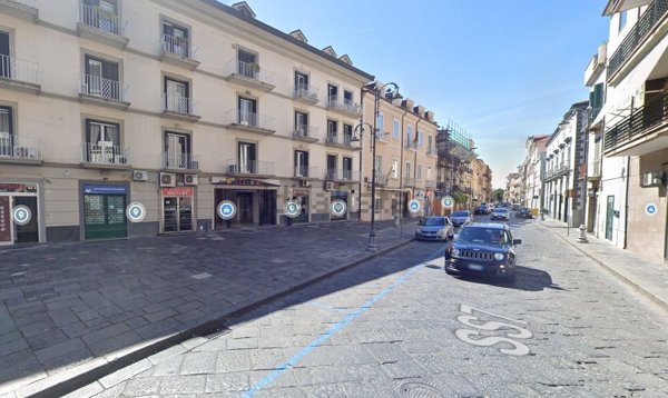 locale commerciale in affitto a Santa Maria Capua Vetere
