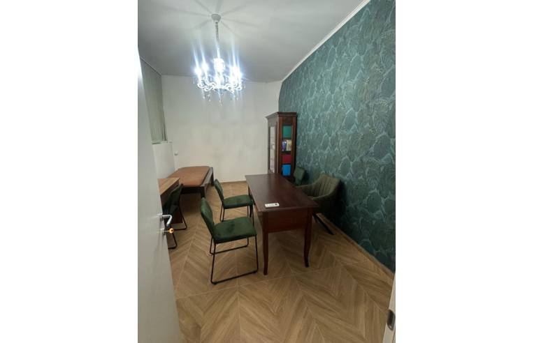 negozio in affitto a Santa Maria Capua Vetere