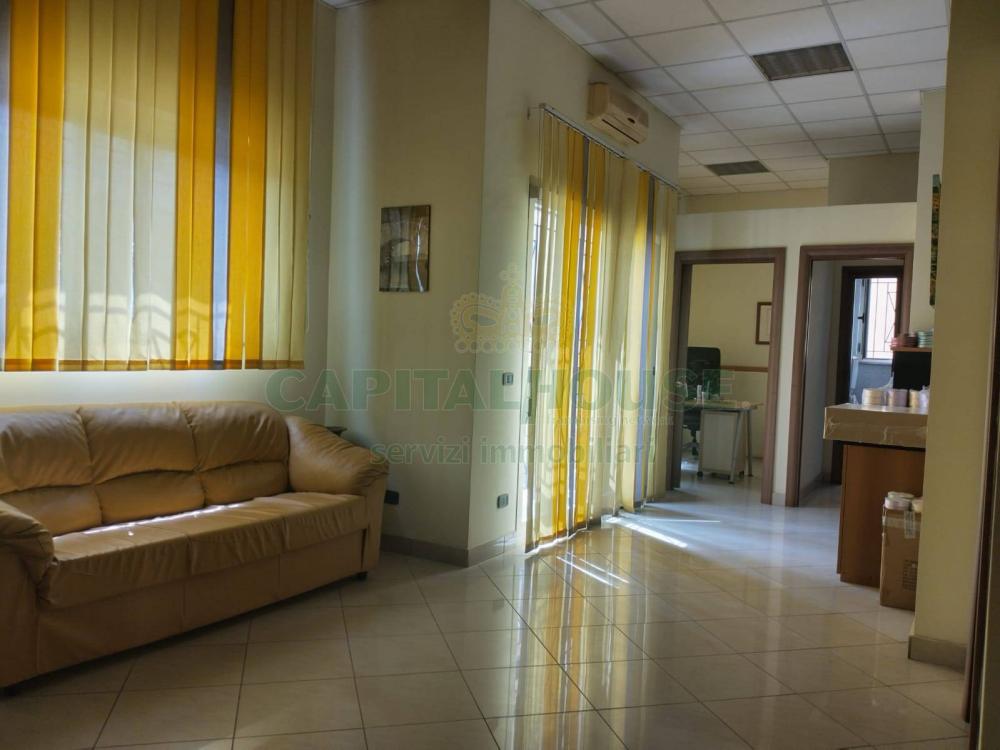 ufficio in affitto a Santa Maria Capua Vetere