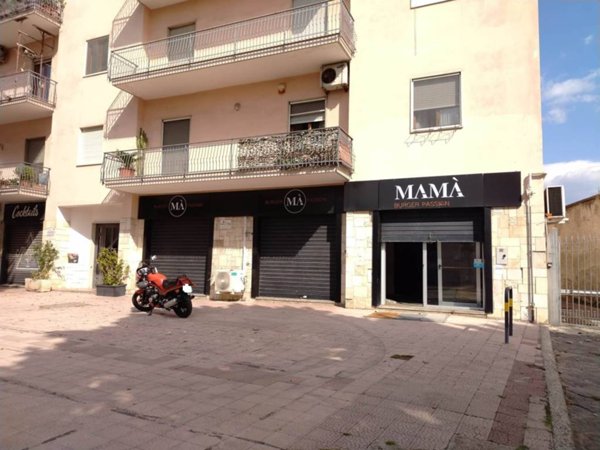 negozio in affitto a Santa Maria Capua Vetere