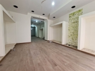 negozio in affitto a Santa Maria Capua Vetere