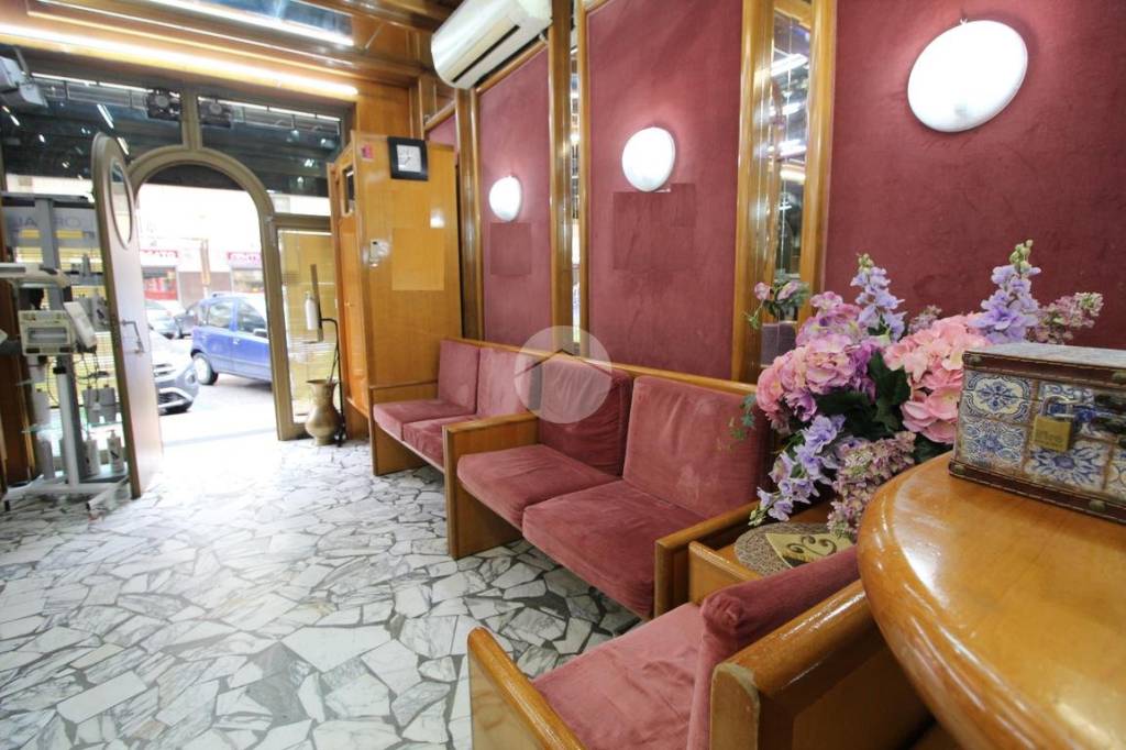 negozio in affitto a Santa Maria Capua Vetere