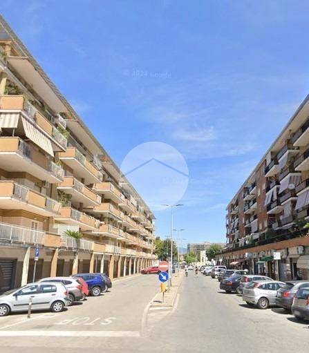 locale commerciale in affitto a Santa Maria Capua Vetere