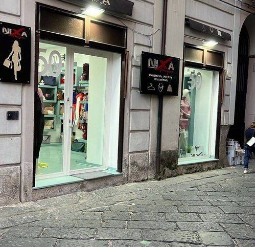 negozio in affitto a Santa Maria Capua Vetere