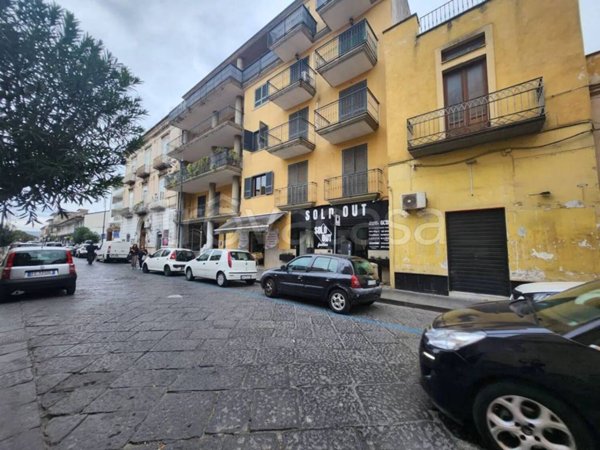 negozio in affitto a Santa Maria Capua Vetere