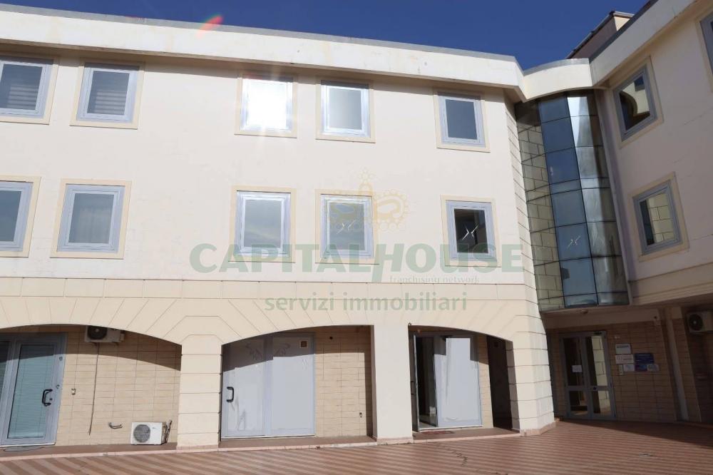 ufficio in affitto a Santa Maria Capua Vetere