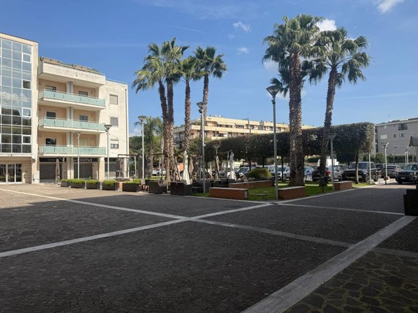 ufficio in affitto a Santa Maria Capua Vetere