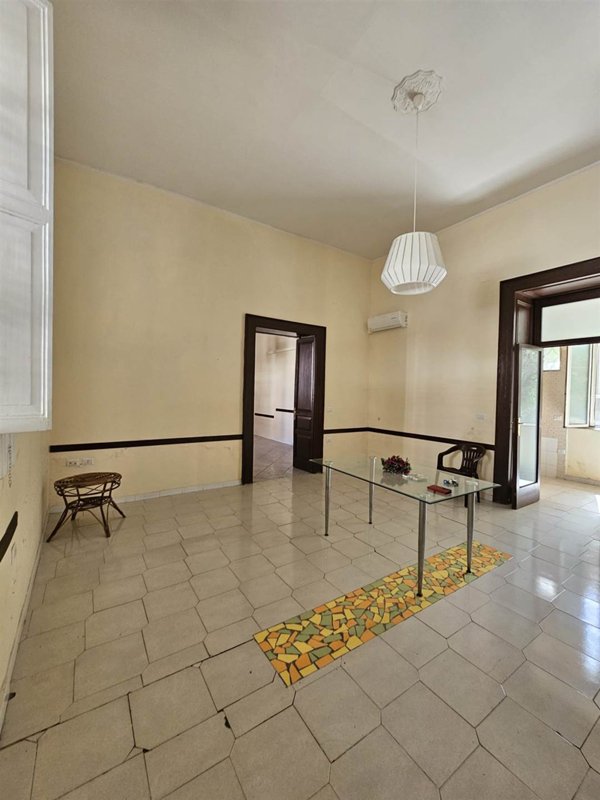 ufficio in affitto a Sant'Arpino