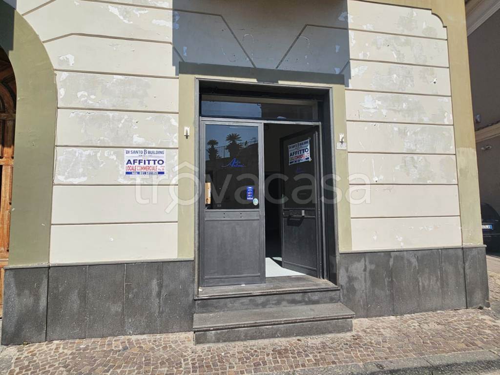 negozio in affitto a Sant'Arpino