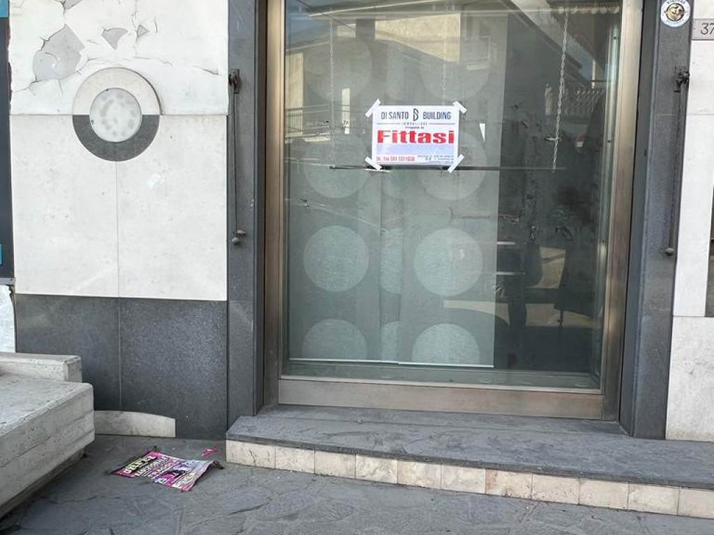 negozio in affitto a Sant'Arpino