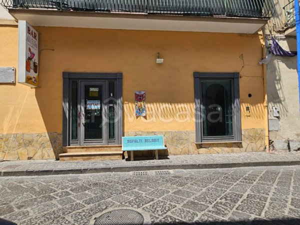 negozio in affitto a Sant'Arpino