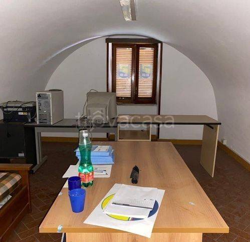 negozio in affitto a Sessa Aurunca