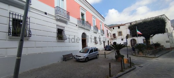 ufficio in affitto a Sessa Aurunca in zona Carano