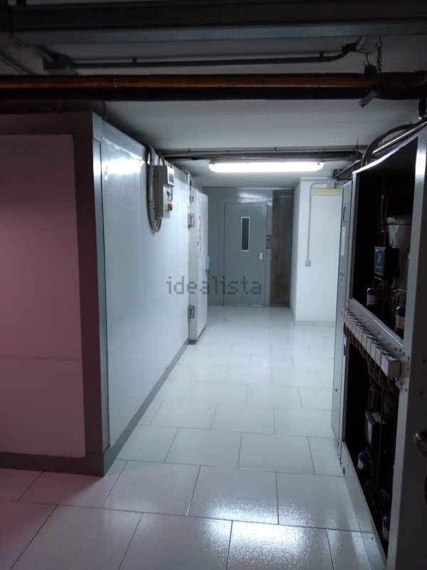 locale commerciale in affitto a Teano