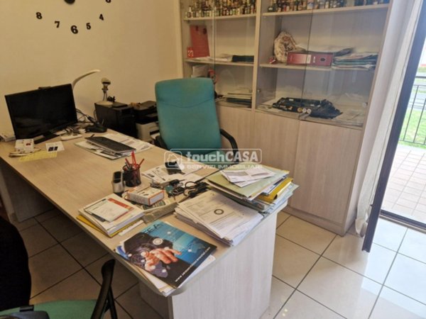 ufficio in affitto a Teverola