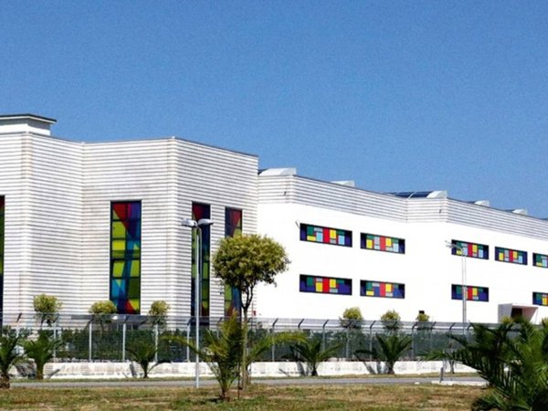 locale commerciale in affitto a Teverola