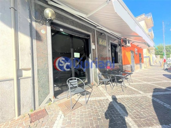 negozio in affitto a Teverola