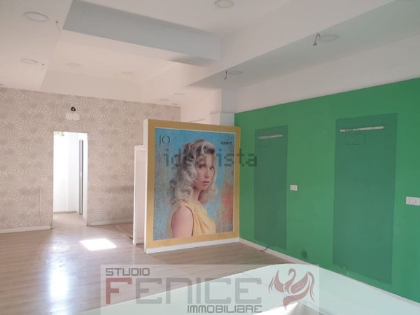 ufficio in affitto a Teverola