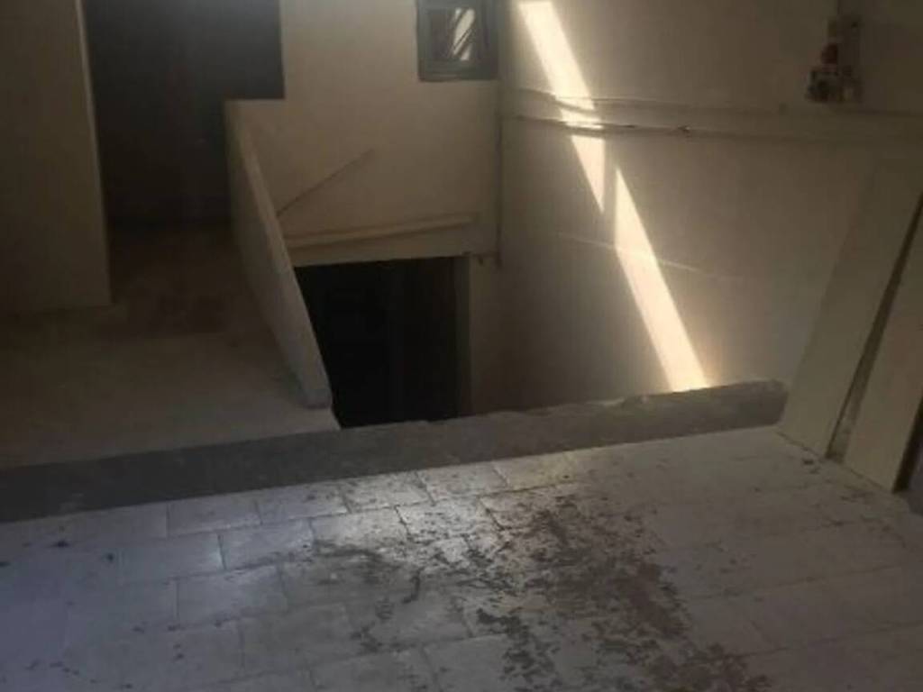 negozio in affitto a Trentola Ducenta