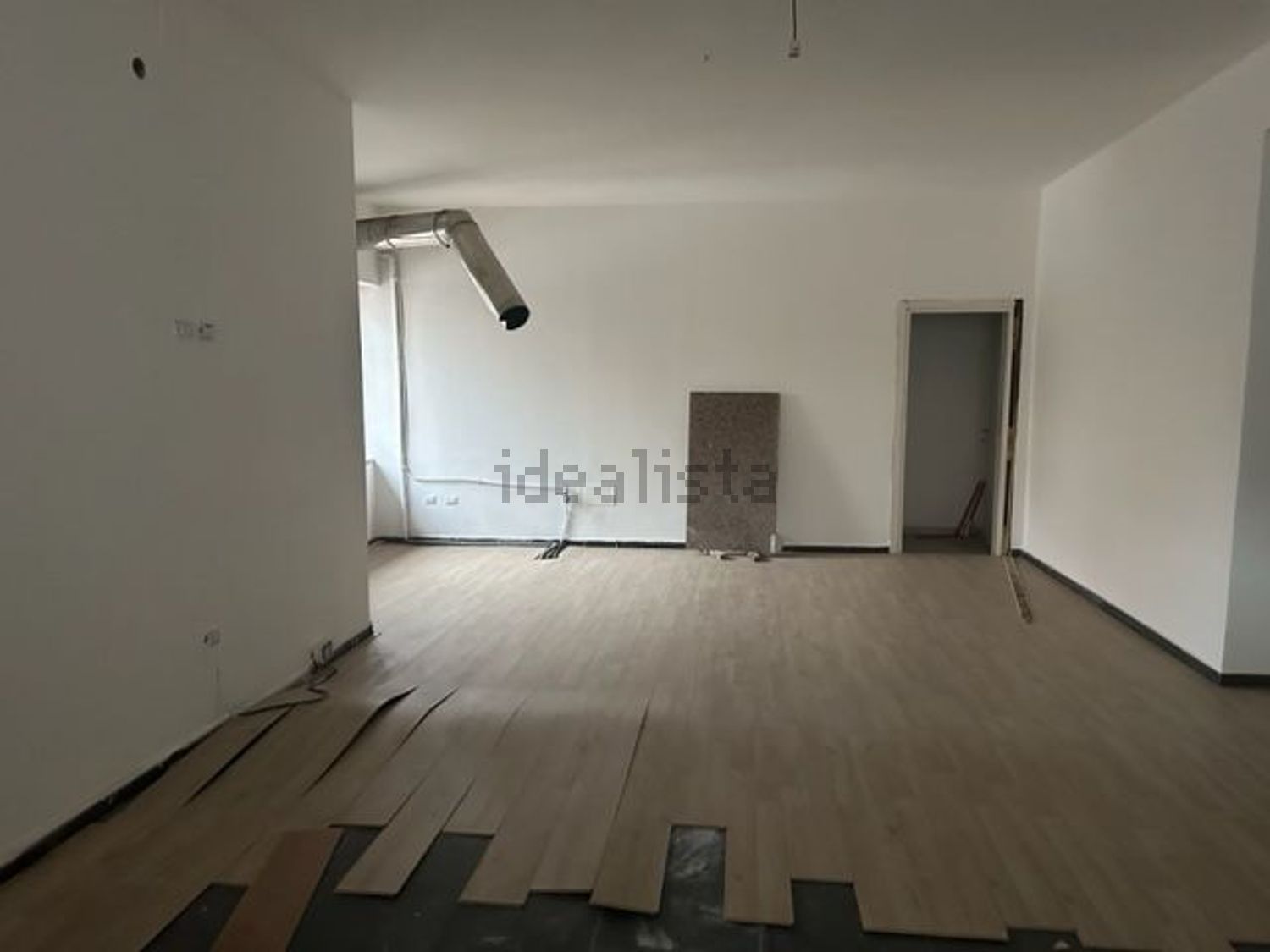 locale commerciale in affitto a Trentola Ducenta