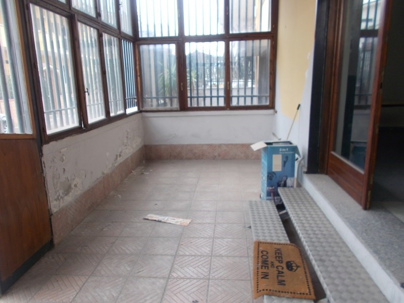 locale commerciale in affitto a Trentola Ducenta