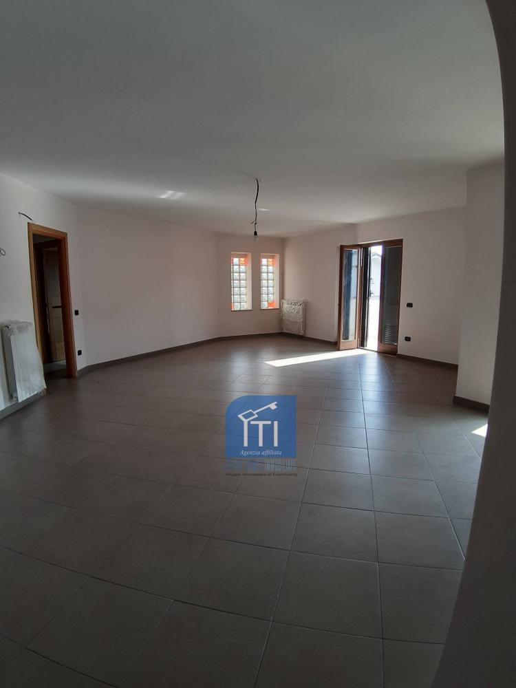 appartamento in affitto a Trentola Ducenta